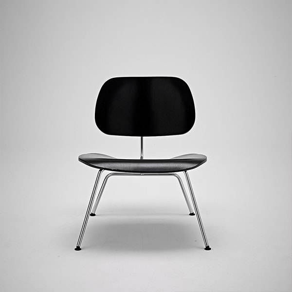 Poltrona LCM Charles e Ray Eames Preto-0