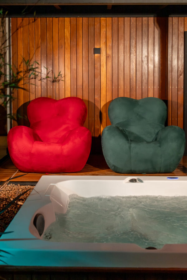 Poltrona UP5 La Mamma Com Puff Verde 11 MG 8772 Editar